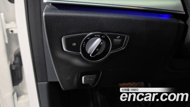 Mercedes-Benz E-Class (W213) E300 Avantgarde 2019 — фото 36