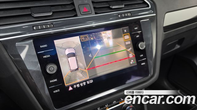 Volkswagen Tiguan (II) 2.0 TDI Prestige 2020 — фото 15