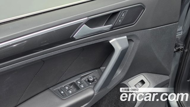 Volkswagen Tiguan (II) 2.0 TDI Prestige 2020 — фото 27