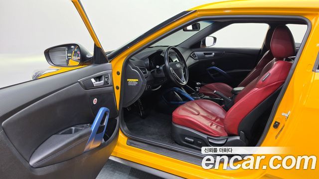 Hyundai Veloster Turbo D Spec 2014 — фото 10