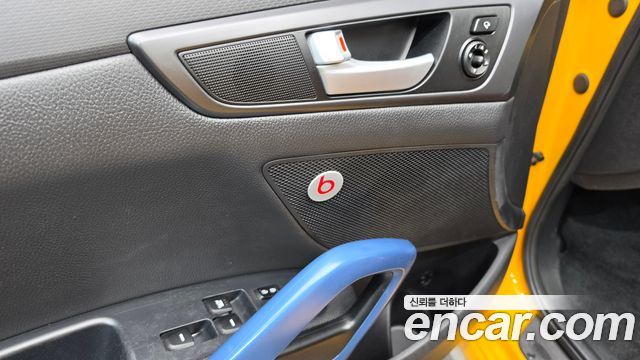 Hyundai Veloster Turbo D Spec 2014 — фото 16