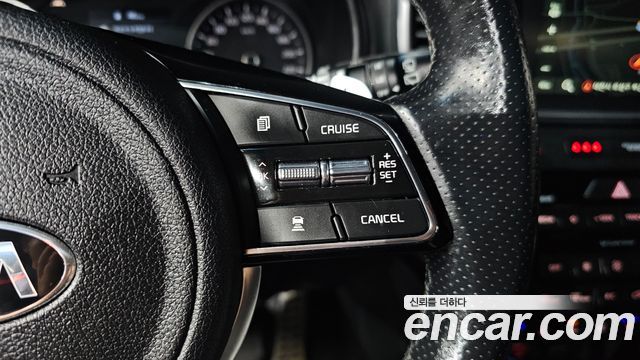 Kia Sportage The Bold Diesel 2.0 2WD Signature 2020 — фото 16