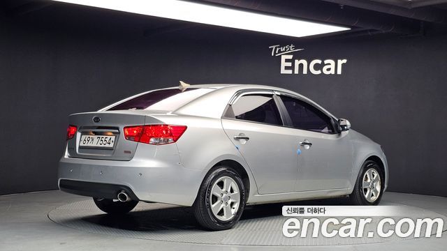 Kia Forte 1.6 GDI Luxury Standard 2012 — фото 2