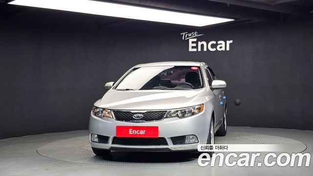 Kia Forte 1.6 GDI Luxury Standard 2012 — фото 3