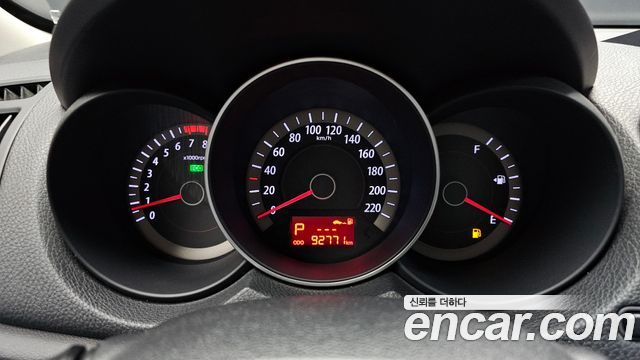 Kia Forte 1.6 GDI Luxury Standard 2012 — фото 8
