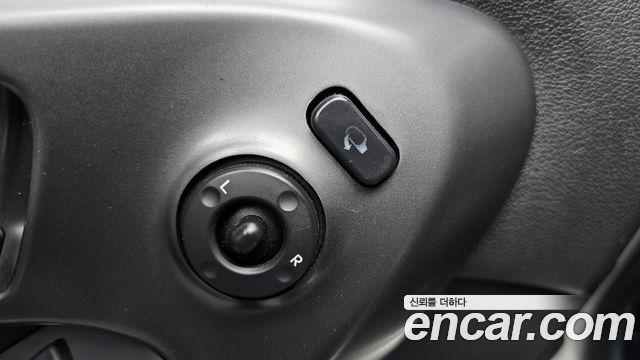 Kia Forte 1.6 GDI Luxury Standard 2012 — фото 19
