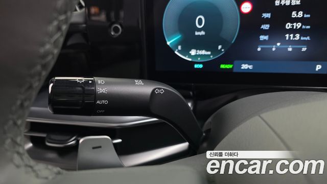 Hyundai Grandeur Hybrid (GN7) Exclusive 2023 — фото 18