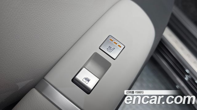 Hyundai Grandeur Hybrid (GN7) Exclusive 2023 — фото 19