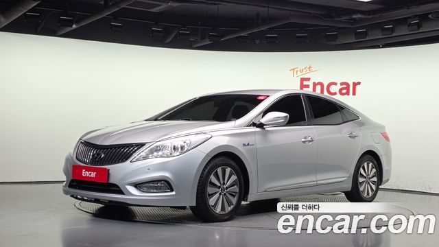 Hyundai Grandeur Hybrid (HG) Premium
