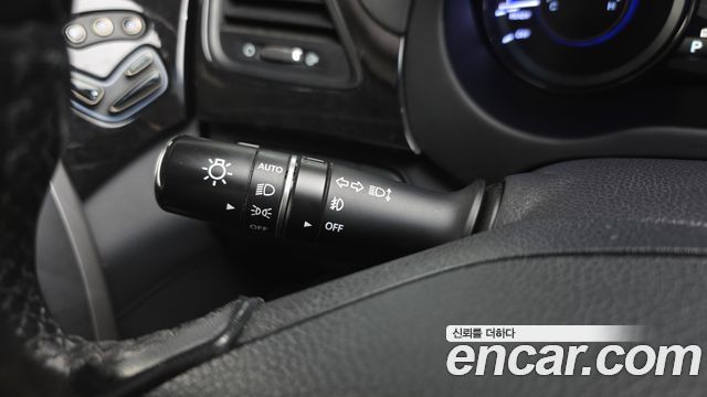 Hyundai Grandeur Hybrid (HG) Premium 2015 — фото 16