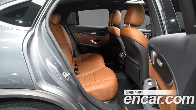 Mercedes-Benz GLC-Class (X253) GCL300 4MATIC Coupe 2022 — фото 11