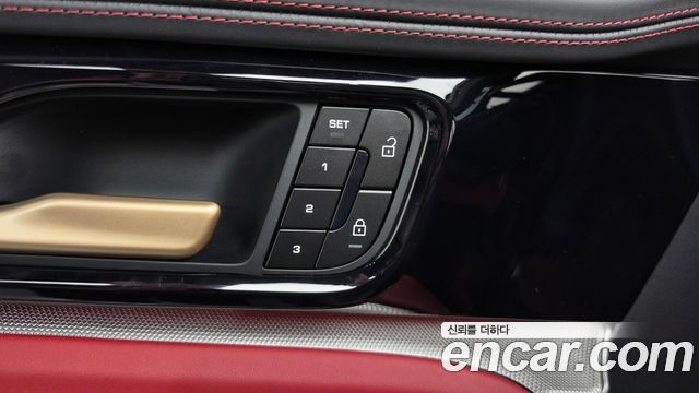 Porsche Panamera (976) 2.9 AWD E-Hybrid 2025 — фото 13