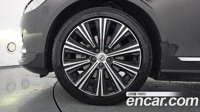 Volvo S90 B5 Ultimate Bright 2023 — фото 5