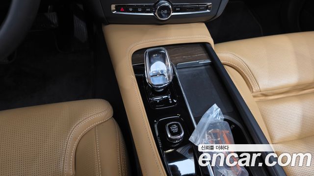 Volvo S90 B5 Ultimate Bright 2023 — фото 9