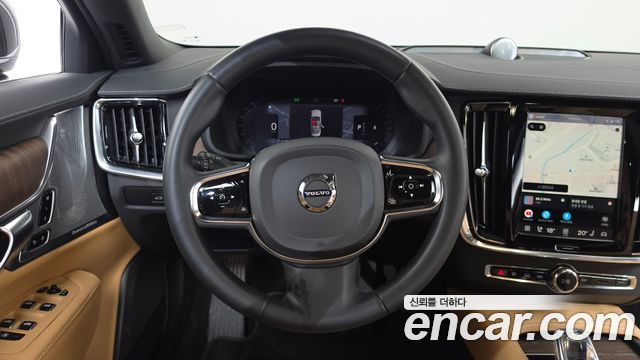 Volvo S90 B5 Ultimate Bright 2023 — фото 12