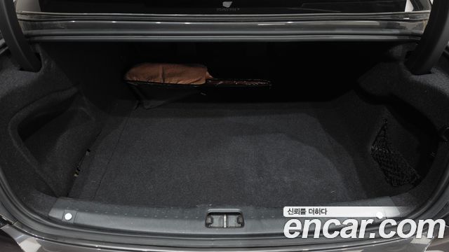 Volvo S90 B5 Ultimate Bright 2023 — фото 18
