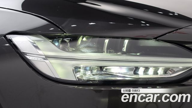 Volvo S90 B5 Ultimate Bright 2023 — фото 22