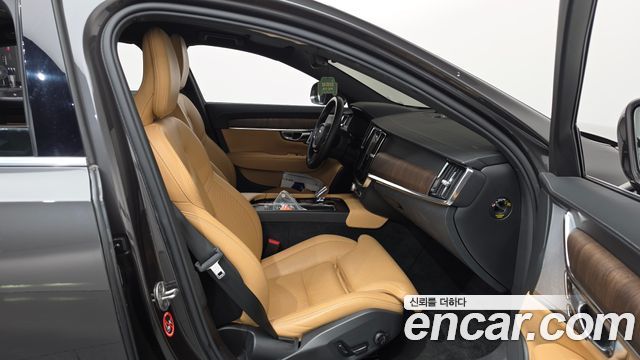 Volvo S90 B5 Ultimate Bright 2023 — фото 26
