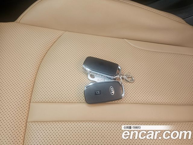 Kia K5 Hybrid (III) Noblesse 2021 — фото 20