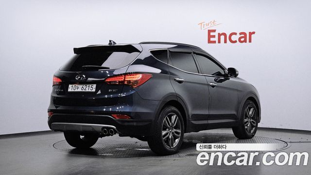 Hyundai Santa Fe (DM) Diesel(e-VGT) 2.2 2WD Exclusive Special 2015 — фото 2