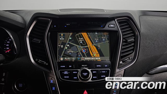 Hyundai Santa Fe (DM) Diesel(e-VGT) 2.2 2WD Exclusive Special 2015 — фото 13