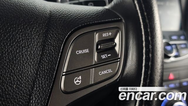 Hyundai Santa Fe (DM) Diesel(e-VGT) 2.2 2WD Exclusive Special 2015 — фото 16