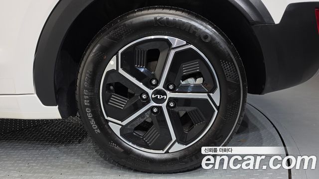 Kia Niro Prestige 2024 — фото 27