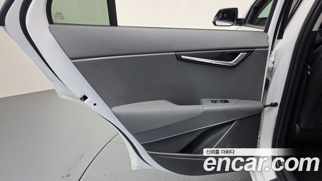 Kia Niro Prestige 2024 — фото 31