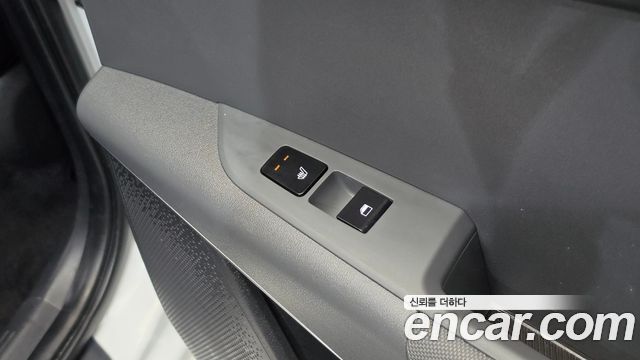 Kia Niro Prestige 2024 — фото 42