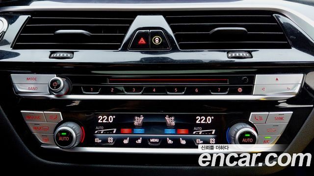 BMW 5 Series (G30) 530i M Sport Package Plus 2019 — фото 20