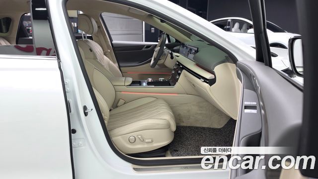 Genesis G80 (RG3) Gasoline 2.5 Turbo AWD 2025 — фото 26