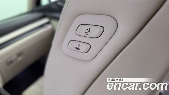 Genesis G80 (RG3) Gasoline 2.5 Turbo AWD 2025 — фото 27
