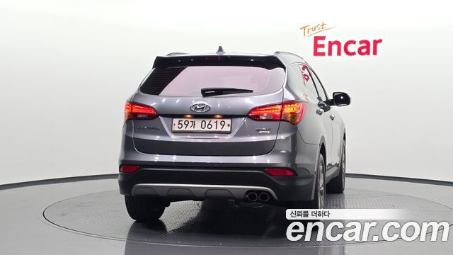 Hyundai Santa Fe (DM) Diesel(e-VGT) 2.0 4WD Exclusive 2015 — фото 4