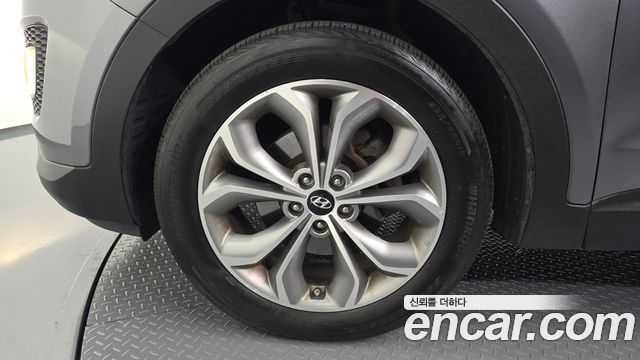 Hyundai Santa Fe (DM) Diesel(e-VGT) 2.0 4WD Exclusive 2015 — фото 5