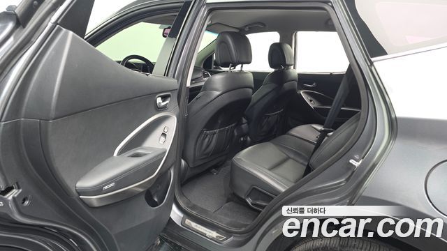 Hyundai Santa Fe (DM) Diesel(e-VGT) 2.0 4WD Exclusive 2015 — фото 11