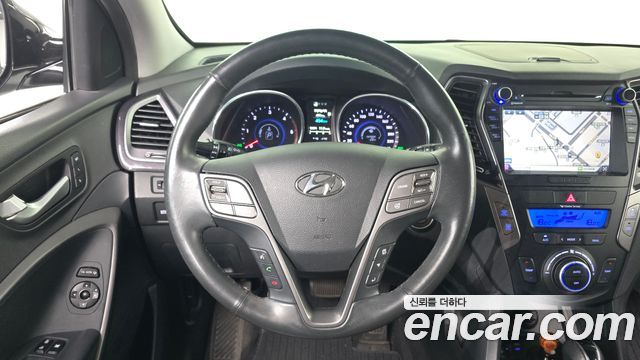 Hyundai Santa Fe (DM) Diesel(e-VGT) 2.0 4WD Exclusive 2015 — фото 13