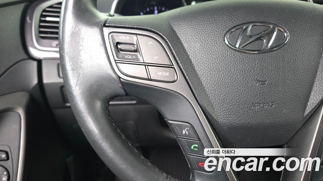 Hyundai Santa Fe (DM) Diesel(e-VGT) 2.0 4WD Exclusive 2015 — фото 18