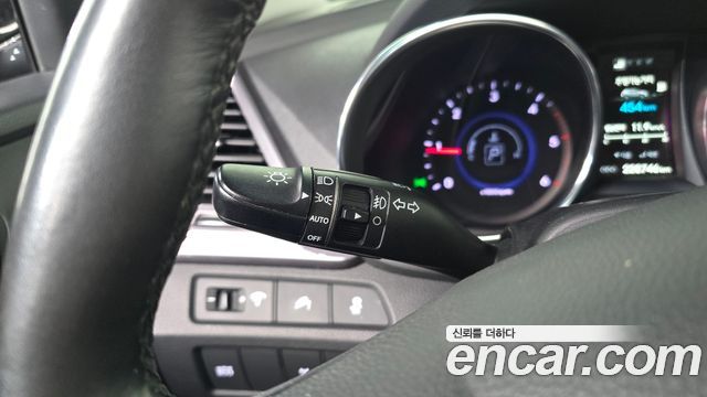 Hyundai Santa Fe (DM) Diesel(e-VGT) 2.0 4WD Exclusive 2015 — фото 20