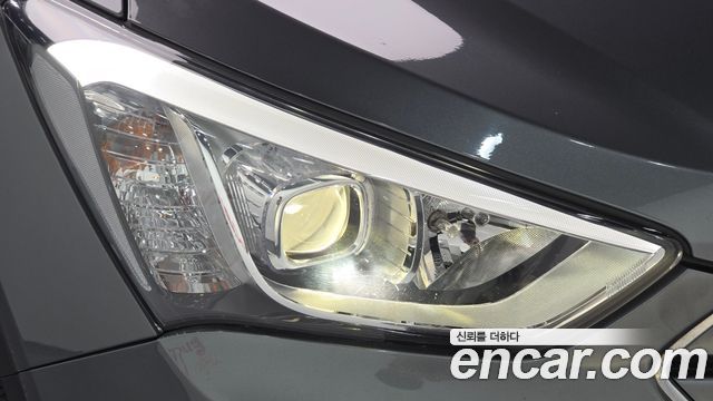Hyundai Santa Fe (DM) Diesel(e-VGT) 2.0 4WD Exclusive 2015 — фото 22