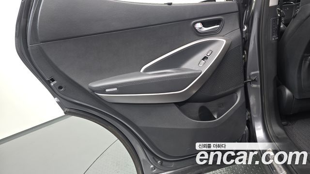 Hyundai Santa Fe (DM) Diesel(e-VGT) 2.0 4WD Exclusive 2015 — фото 25