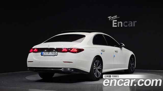 Mercedes-Benz E-Class (W214) E200 Avantgarde 2024 — фото 2