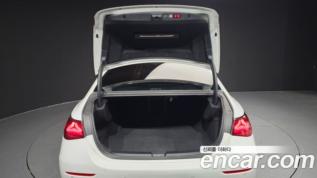 Mercedes-Benz E-Class (W214) E200 Avantgarde 2024 — фото 20
