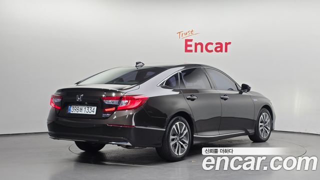 Honda Accord (X) 2.0 Hybrid Touring 2018 — фото 2