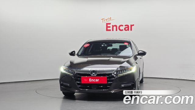 Honda Accord (X) 2.0 Hybrid Touring 2018 — фото 3
