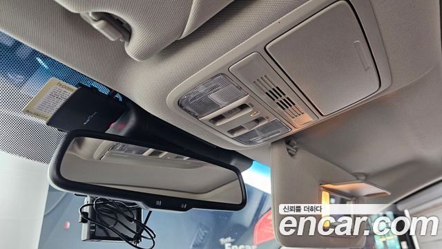 Honda Accord (X) 2.0 Hybrid Touring 2018 — фото 23