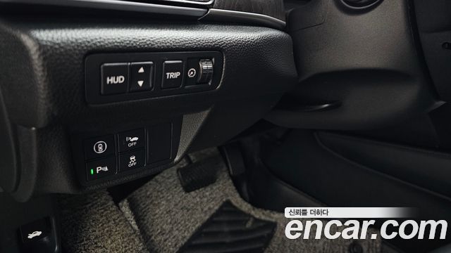Honda Accord (X) 2.0 Hybrid Touring 2018 — фото 24