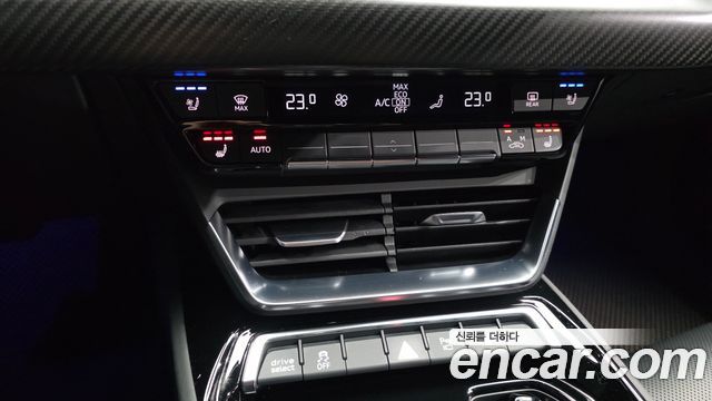 Audi e-tron GT GT quattro Premium 2022 — фото 30