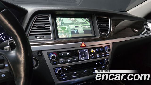 Genesis G80 3.3 GDI Luxury 2017 — фото 16