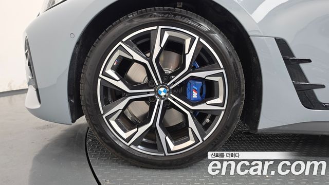 BMW 4 Series (G22) 420i M Sport Performance Gran Coupe 2024 — фото 5