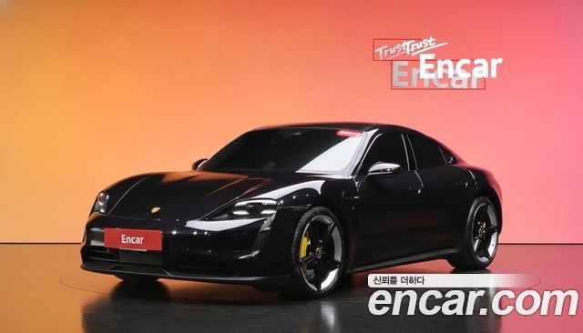 Porsche Taycan 4S